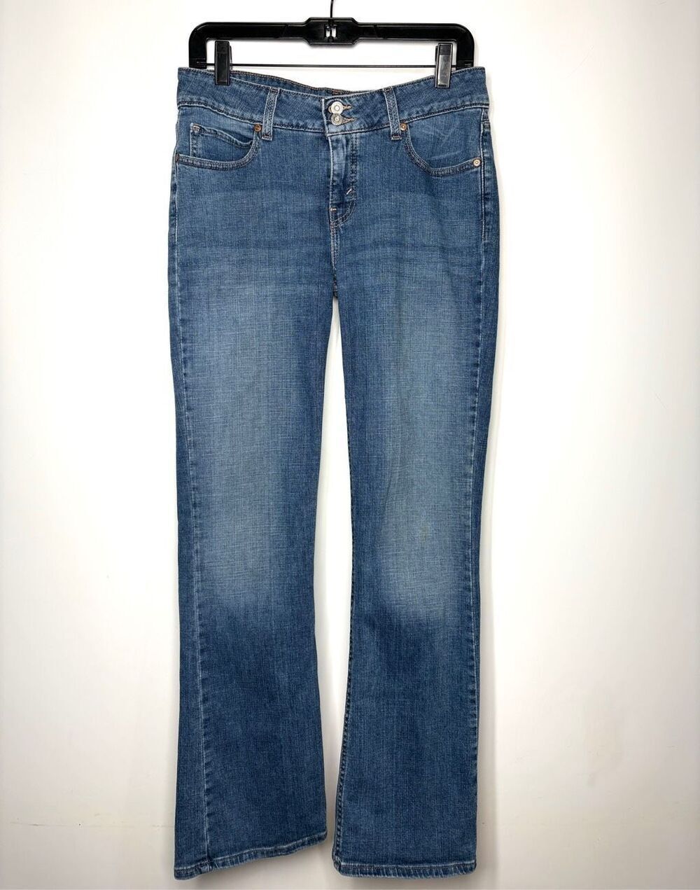 Levi’s 526 Slender Bootcut Jeans Whiskered Medium Wash Mid Rise Women 8